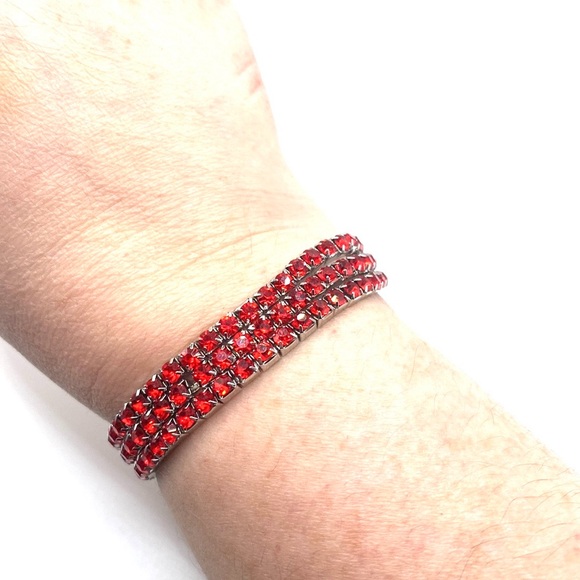 Rhinestone Stretch Bracelet Stackable Red Stones Silver Tone - Picture 4 of 5